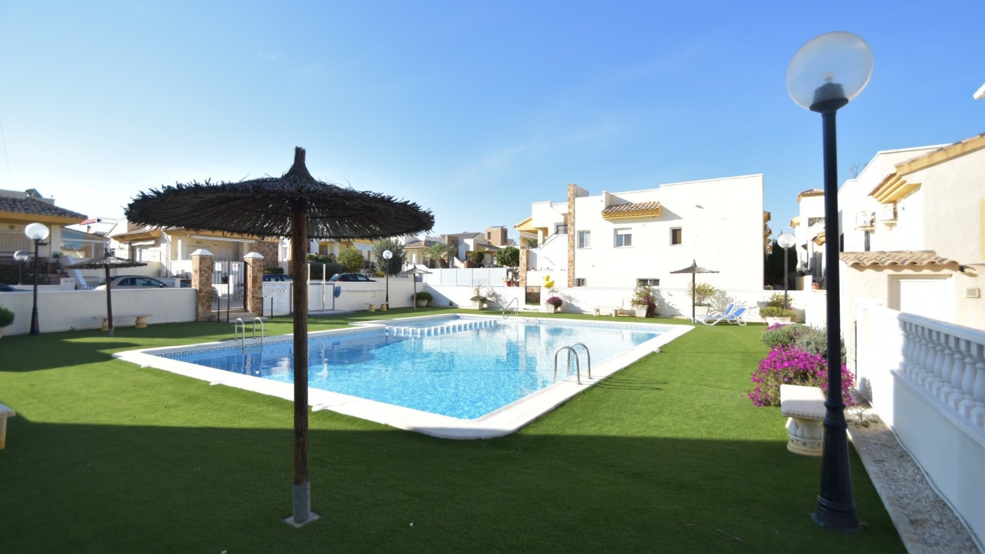 Revente - Villa - Guardamar del Segura - El Raso