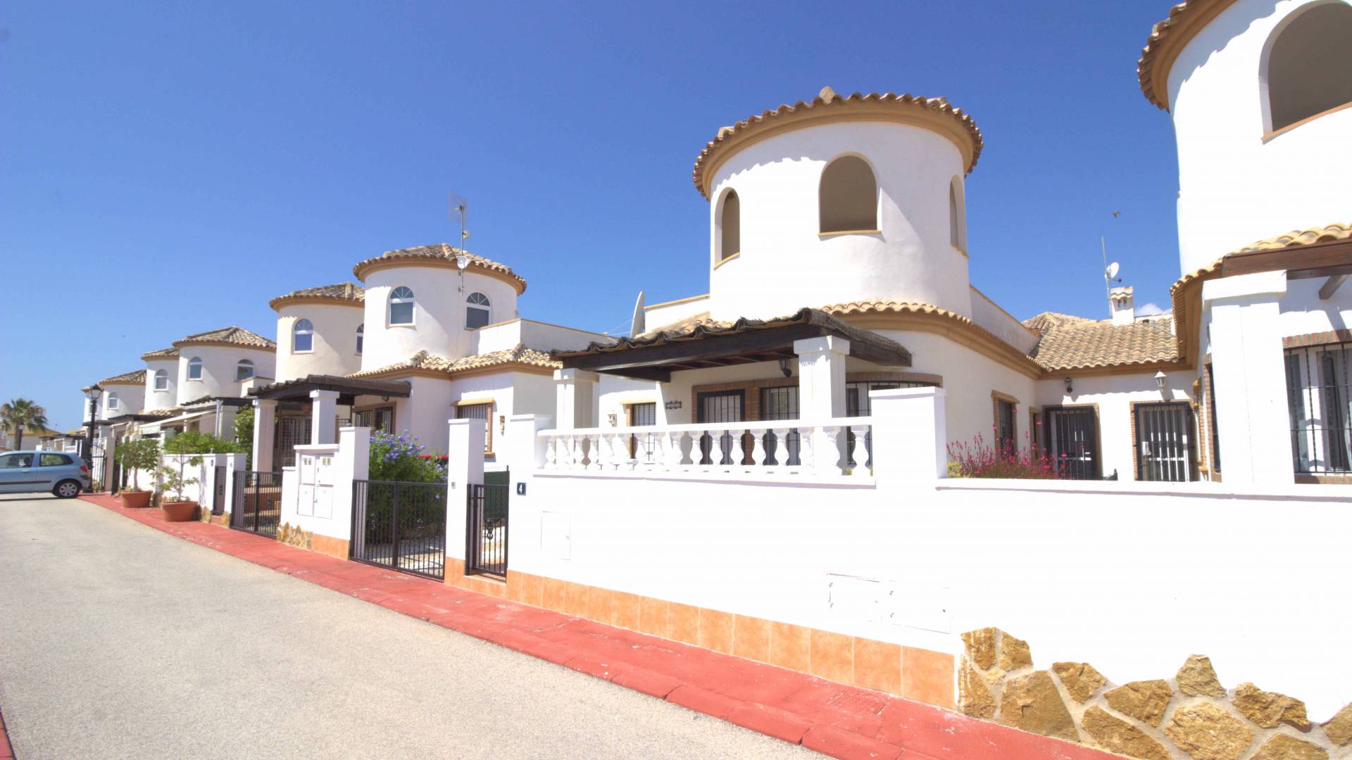 Revente - Villa - Guardamar del Segura - El Raso