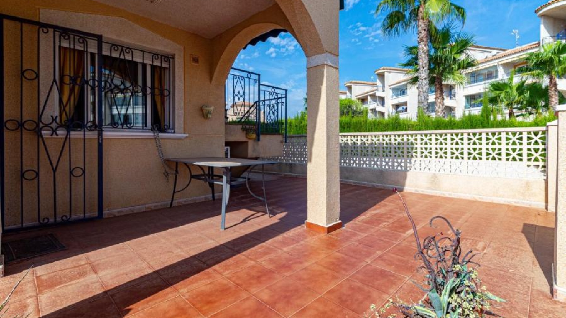 Revente - Villa - Los Altos - Res. Don Sancho