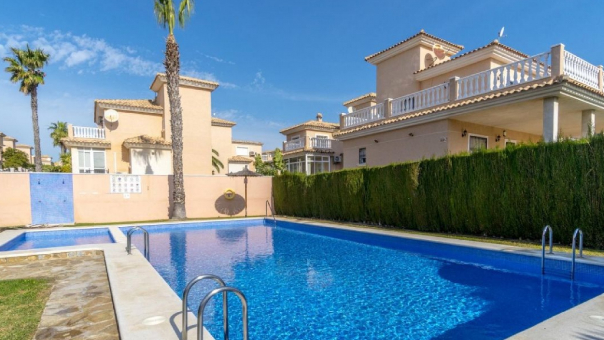 Revente - Villa - Los Altos - royal park