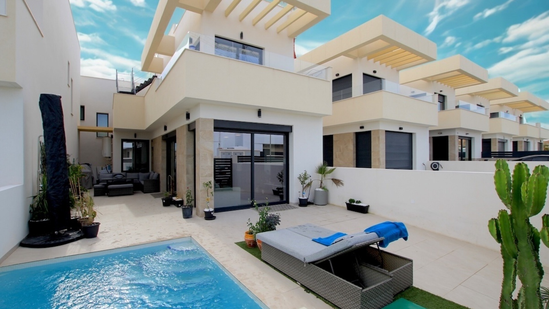 Revente - Villa - Los Montesinos - La Herrada