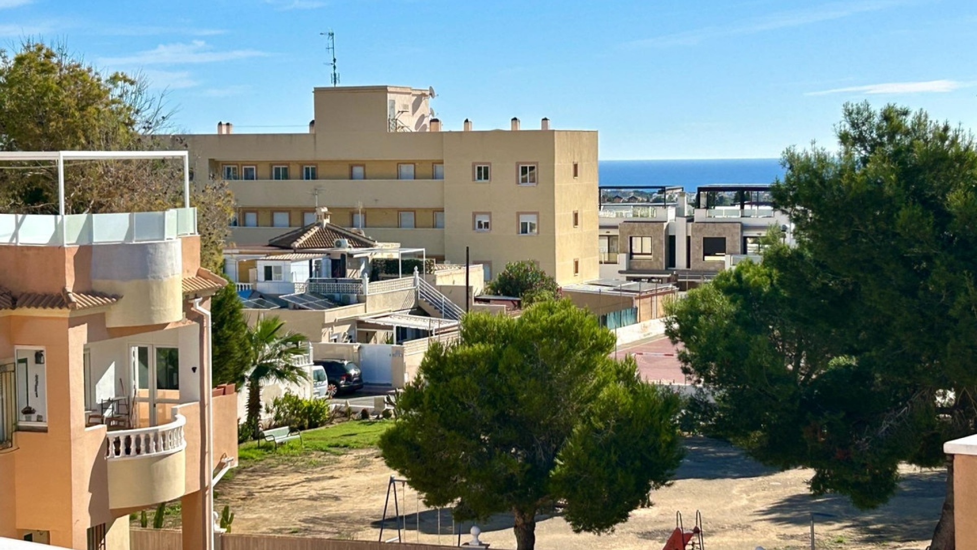 Revente - Villa - Orihuela - Lomas de Don Juan
