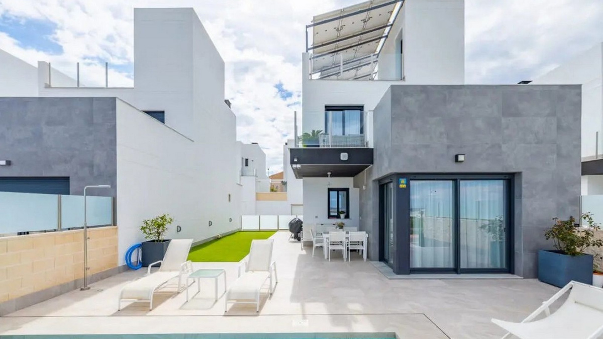 Revente - Villa - Orihuela - Los Balcones