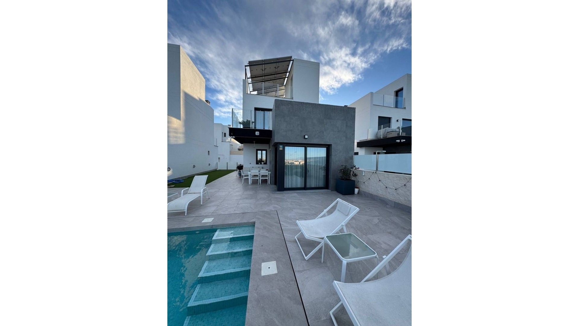 Revente - Villa - Orihuela - Los Balcones