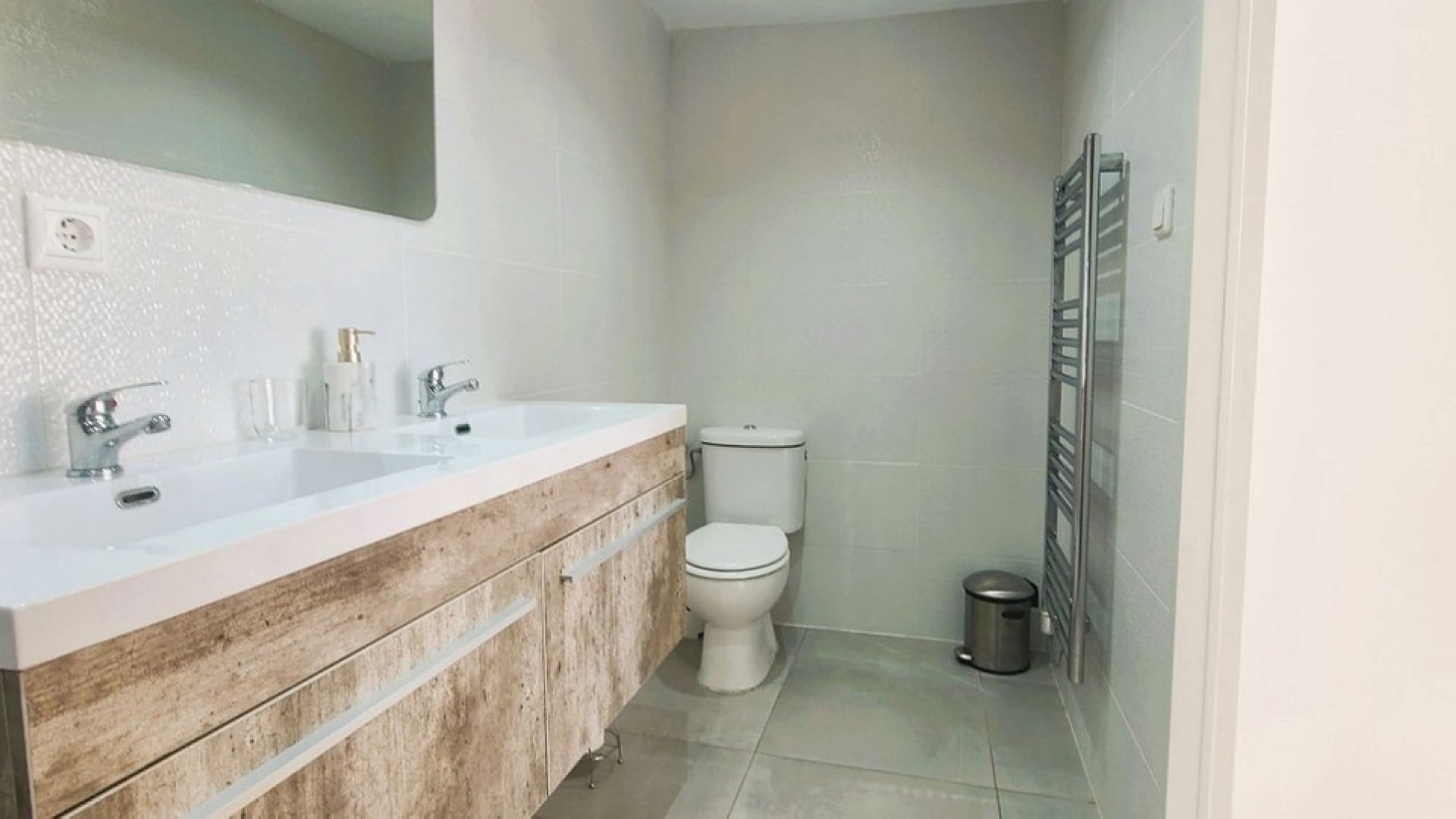 Revente - Villa - Orihuela - Los Balcones