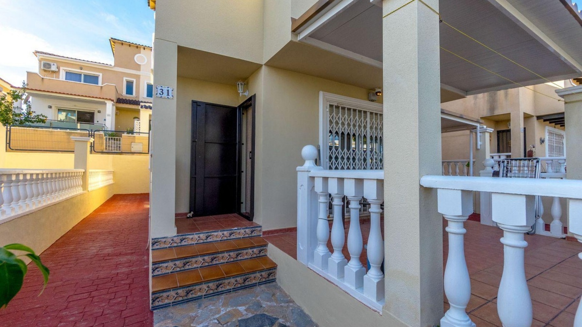 Revente - Villa - Orihuela - Orihuela Costa