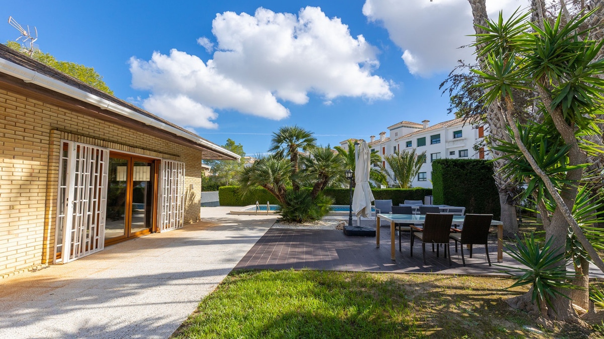 Revente - Villa - Orihuela - Orihuela Costa