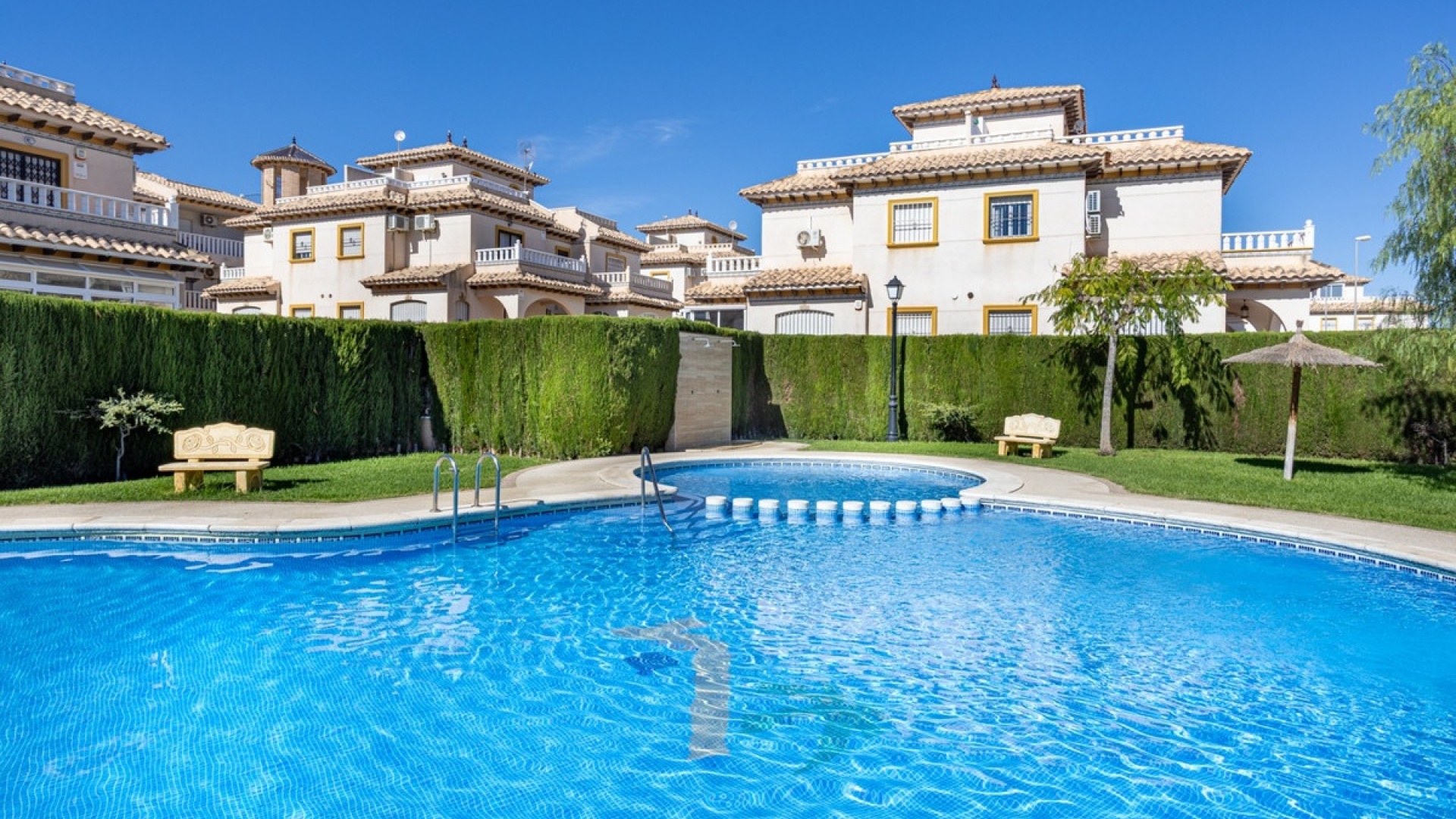 Revente - Villa - Orihuela - Orihuela Costa