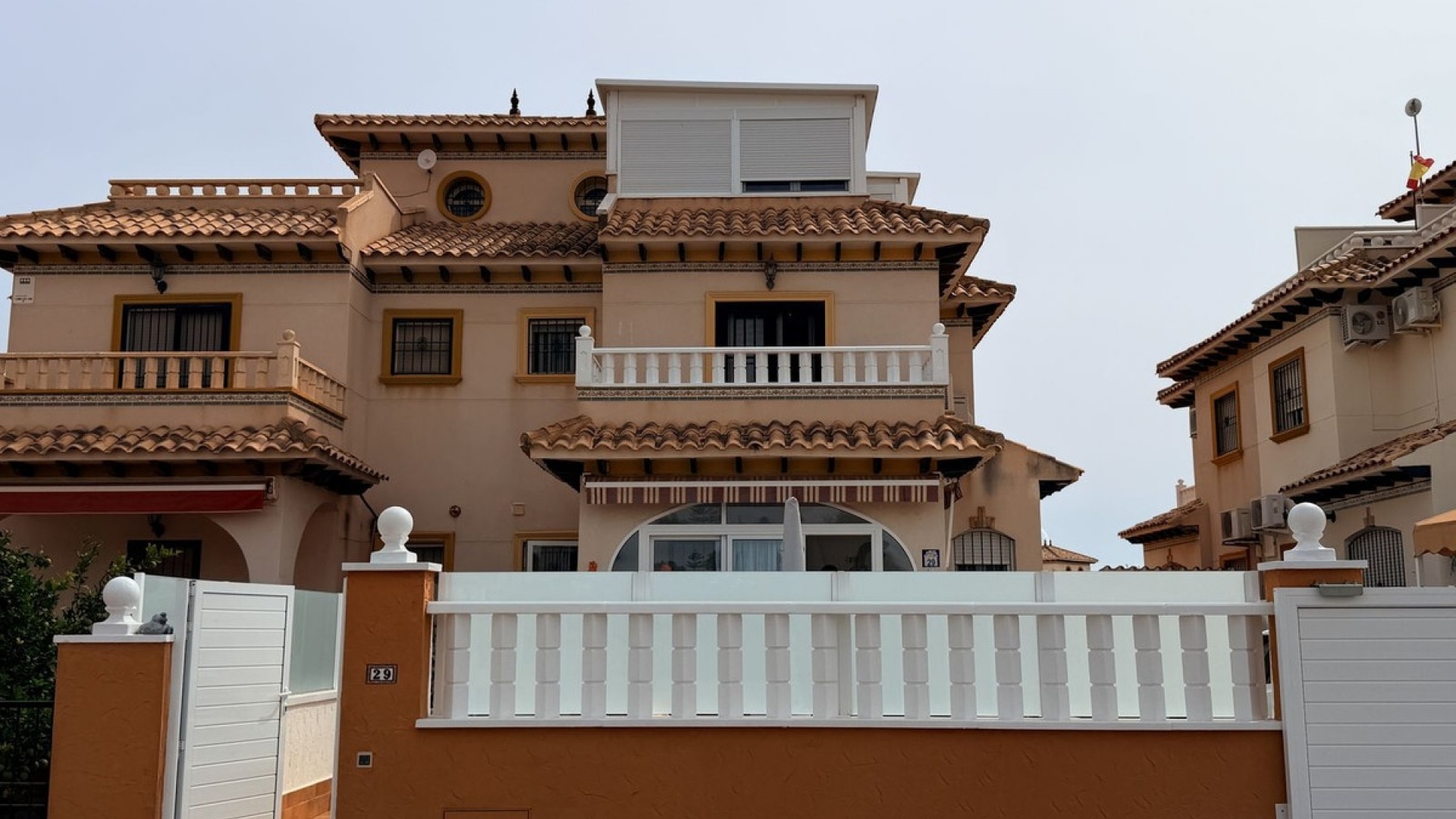 Revente - Villa - Orihuela - Orihuela Costa
