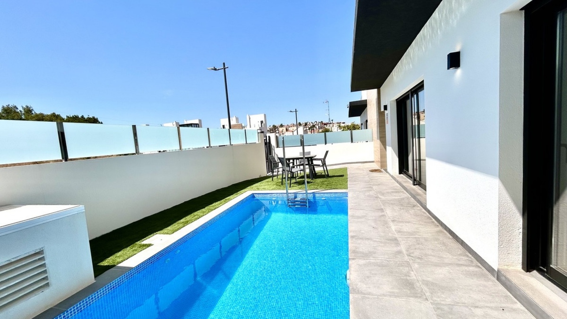 Revente - Villa - Orihuela - Villamartin