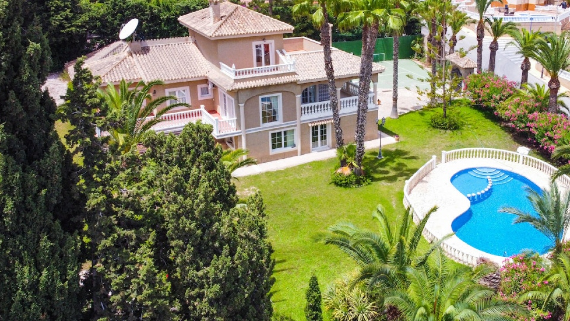Revente - Villa - Orihuela - Villamartin