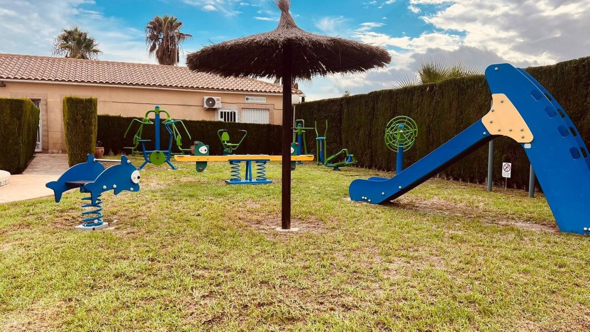 Revente - Villa - Orihuela - Villamartin