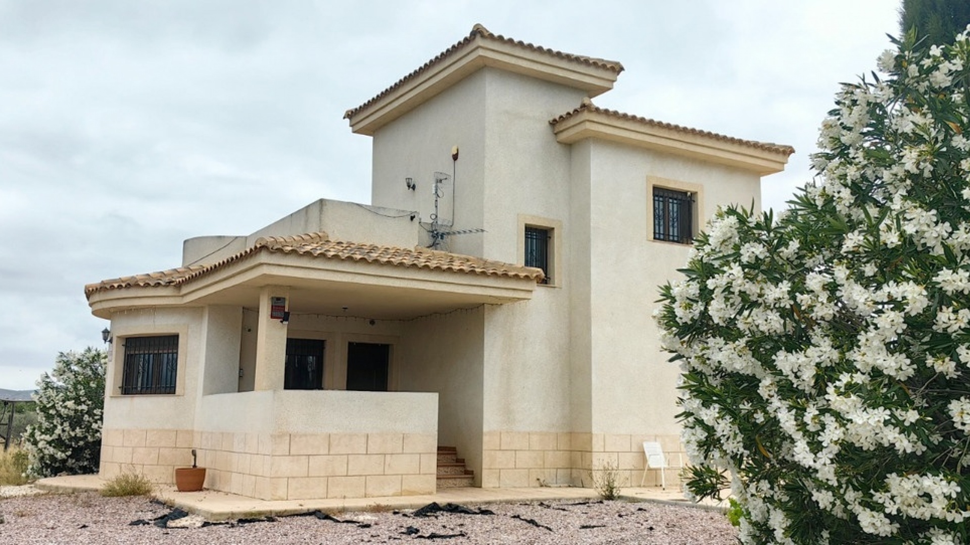 Revente - Villa - Pinoso - Pinoso Centro