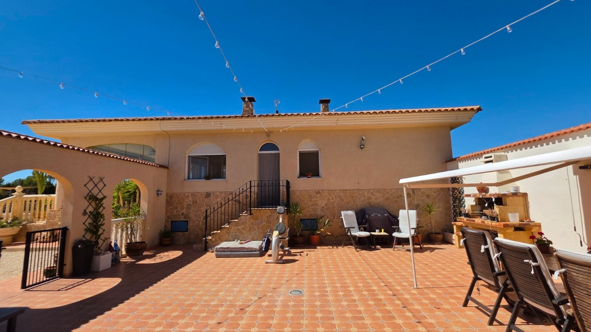Revente - Villa - Pinoso - Pinoso Centro