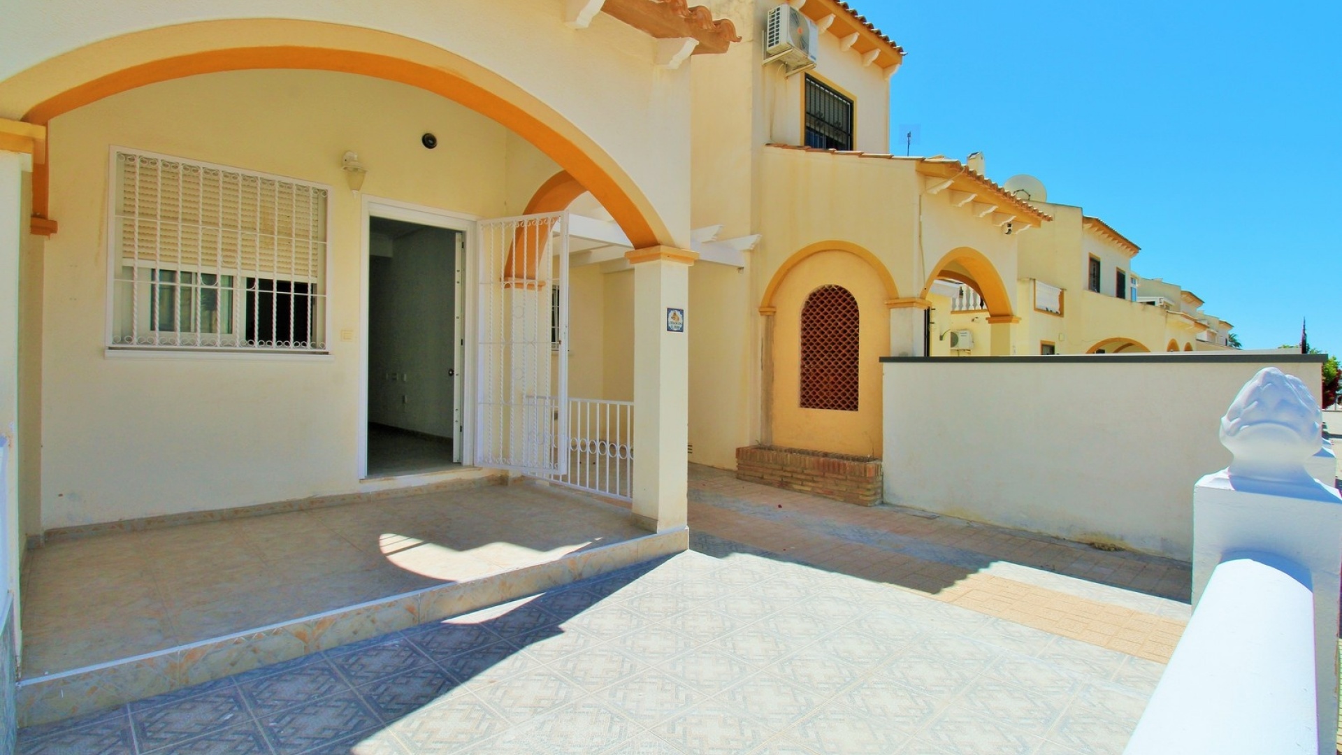 Revente - Villa - Playa Flamenca - perla del mar
