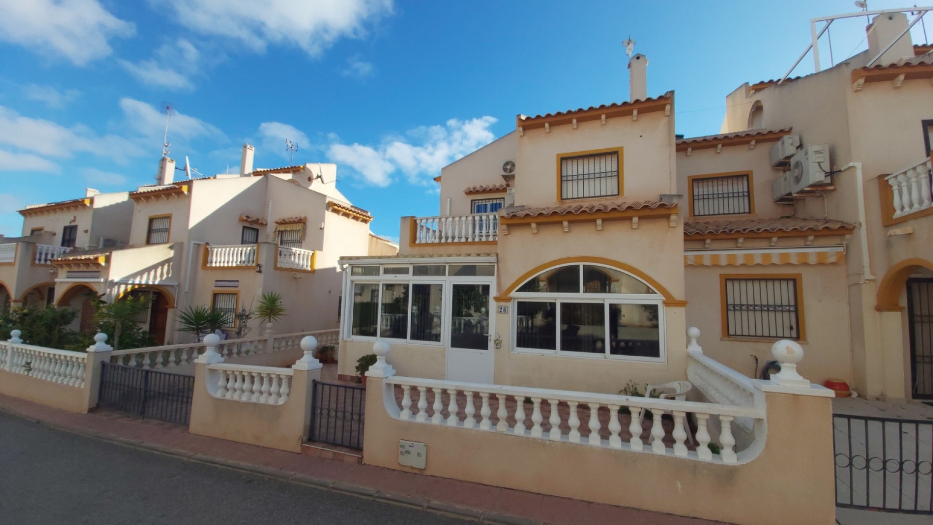 Revente - Villa - Playa Flamenca - perla del mar