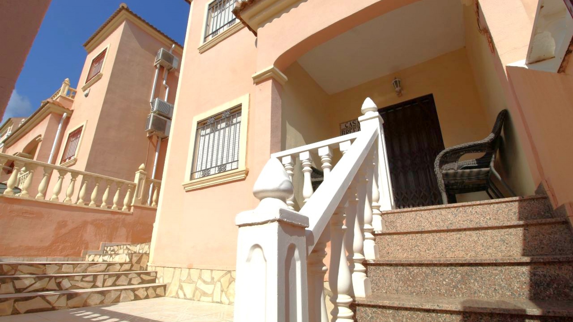 Revente - Villa - Playa Flamenca - pueblo caballero