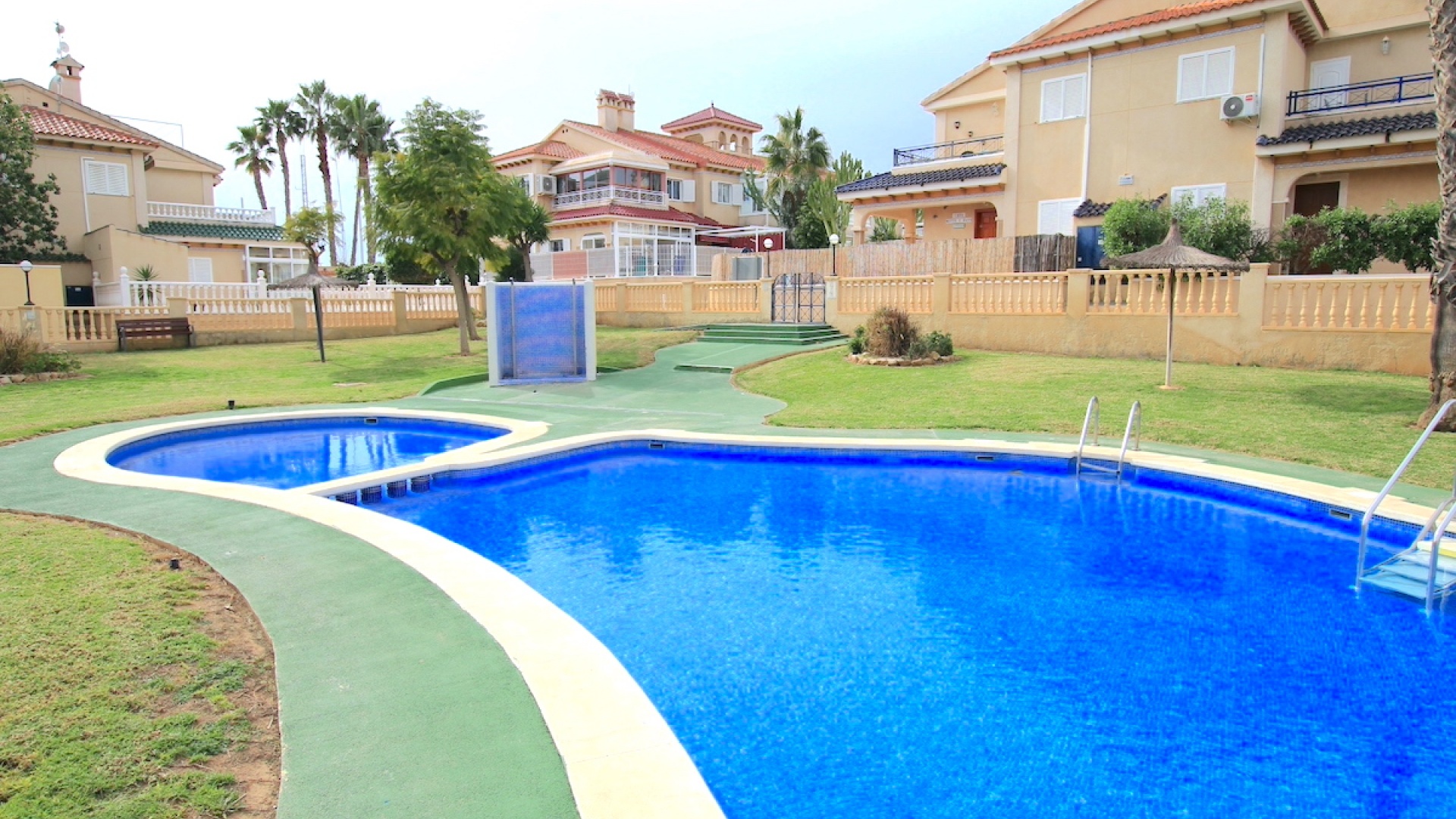 Revente - Villa - Playa Flamenca - zeniamar
