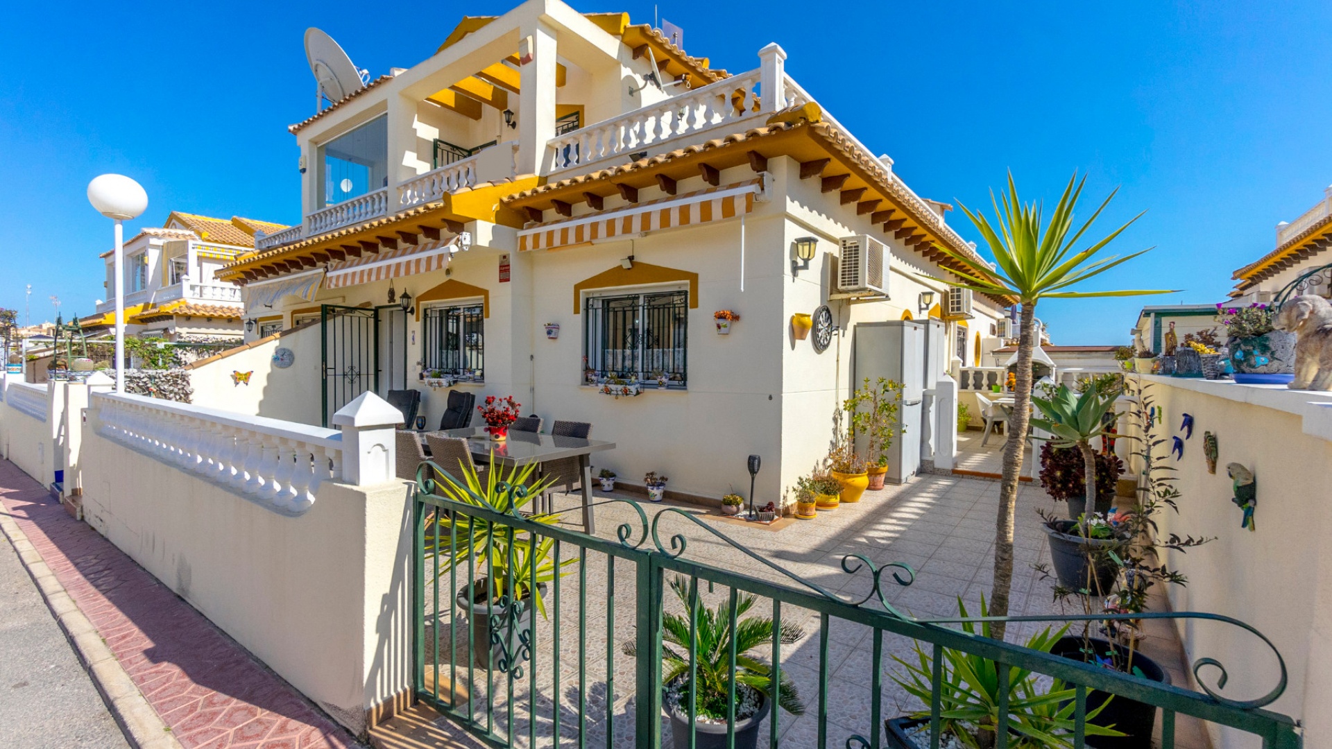 Revente - Villa - Punta Prima - los naranjos