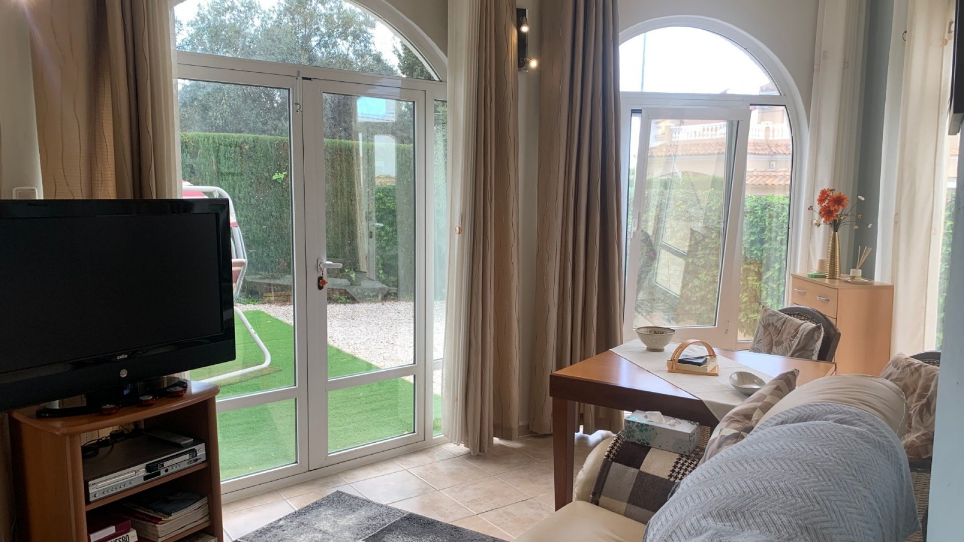 Revente - Villa - San Miguel de Salinas - Ciudad de las comunicaciones