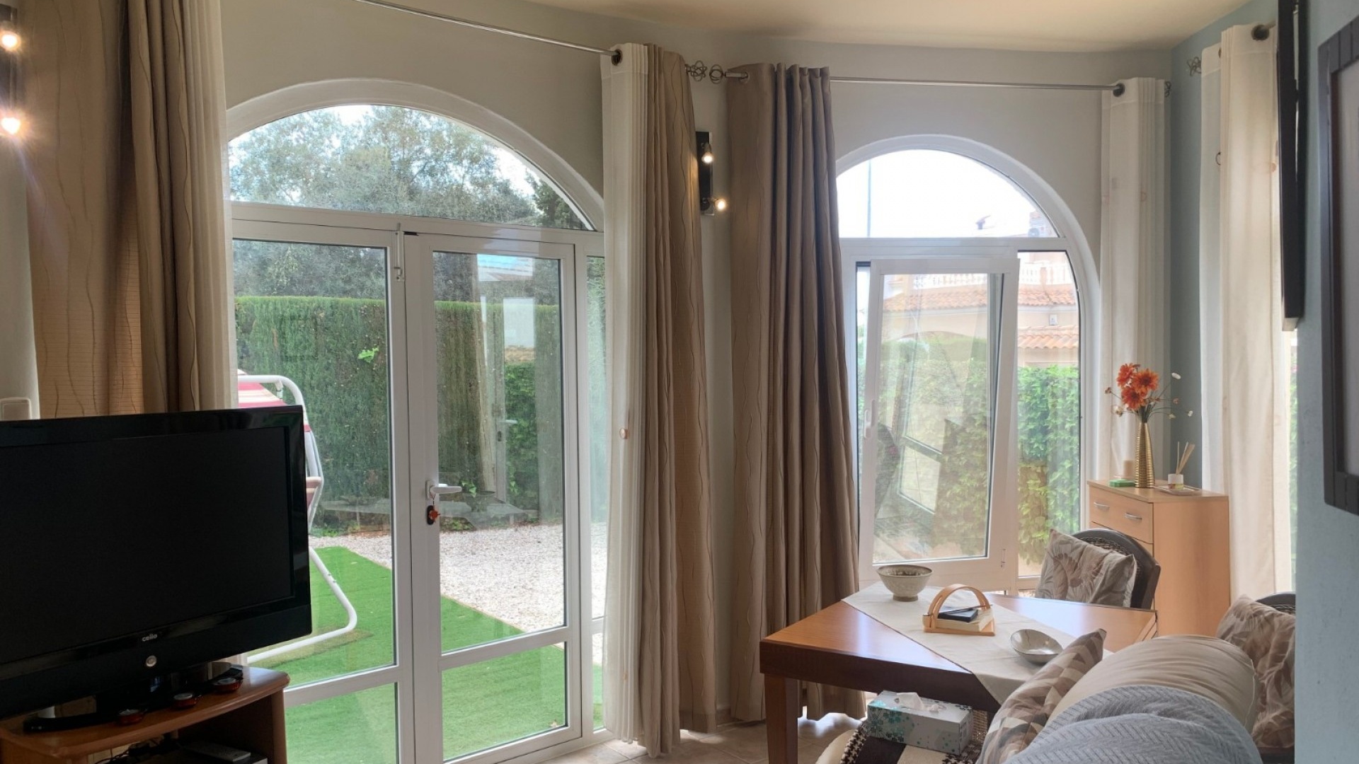 Revente - Villa - San Miguel de Salinas - Ciudad de las comunicaciones