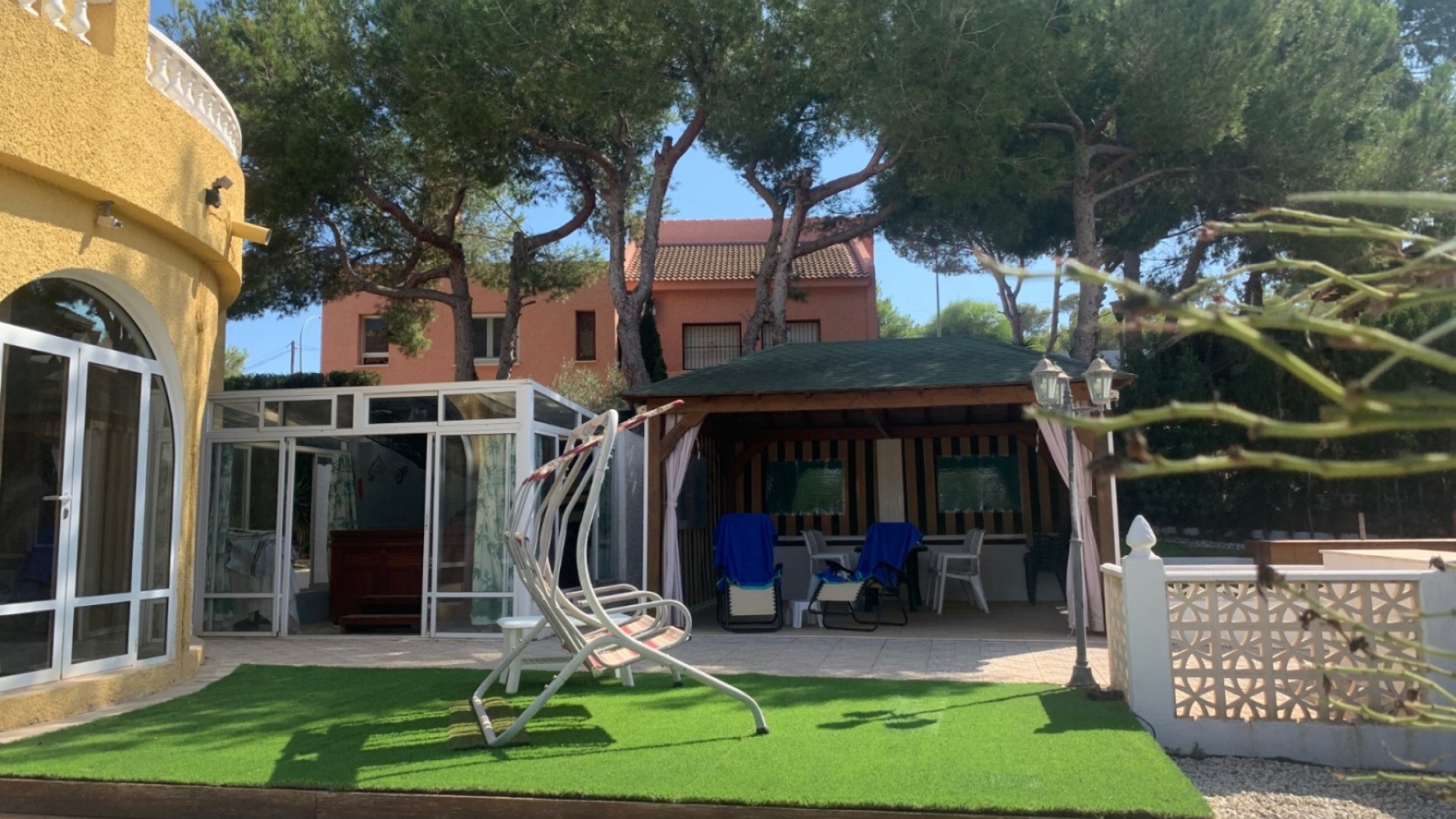 Revente - Villa - San Miguel de Salinas - las comunicaciones