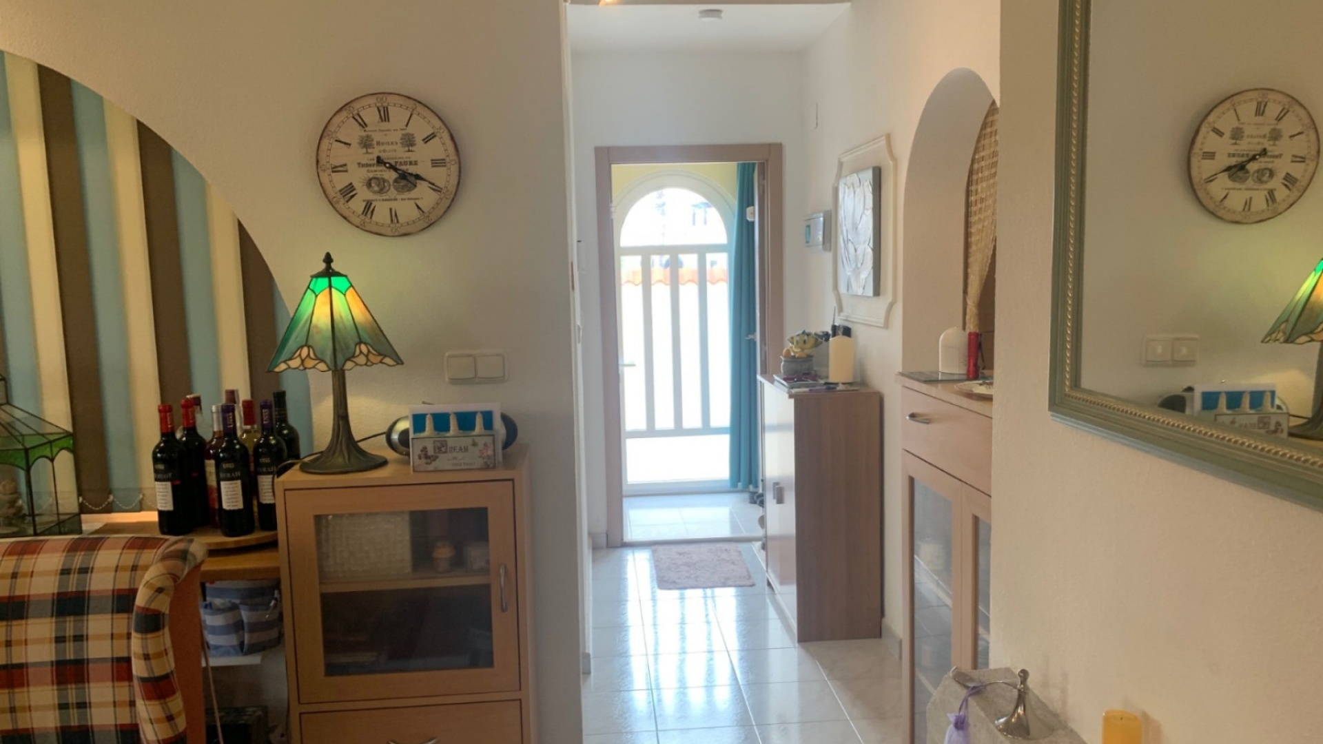 Revente - Villa - San Miguel de Salinas - las comunicaciones