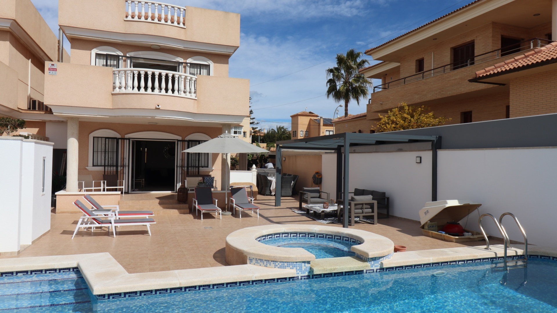 Revente - Villa - Torrevieja - Aguas Nuevas