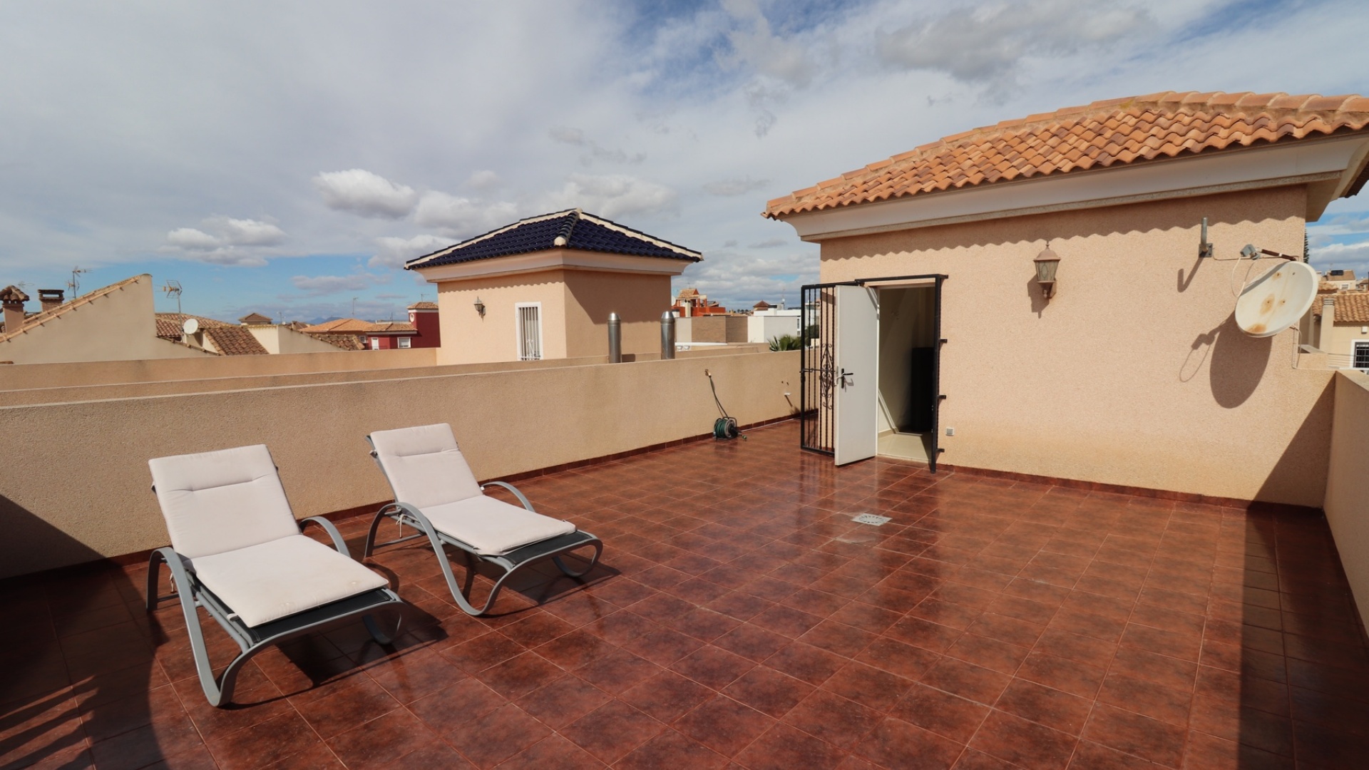 Revente - Villa - Torrevieja - Aguas Nuevas