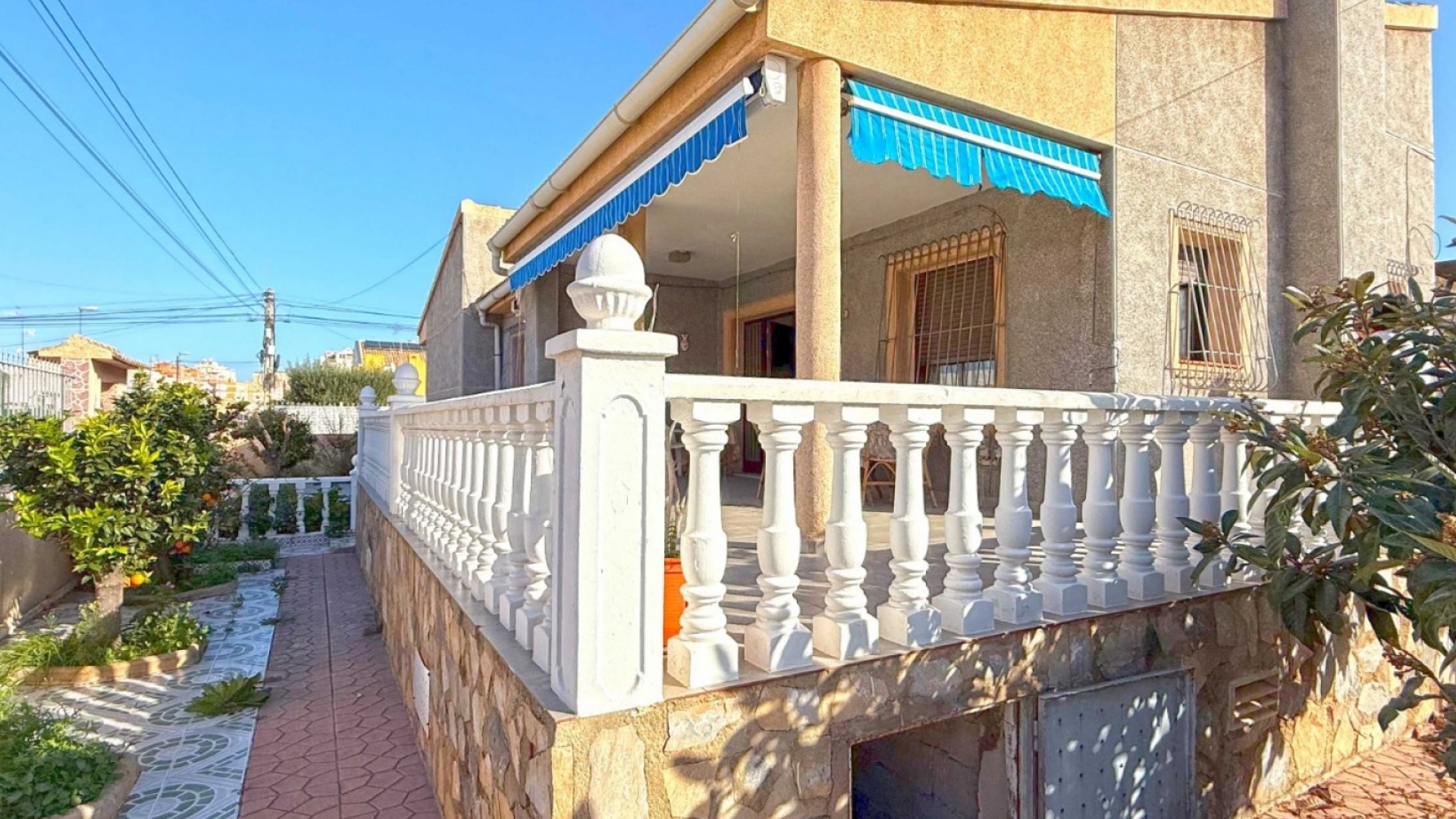 Revente - Villa - Torrevieja - Beachside Torrevieja