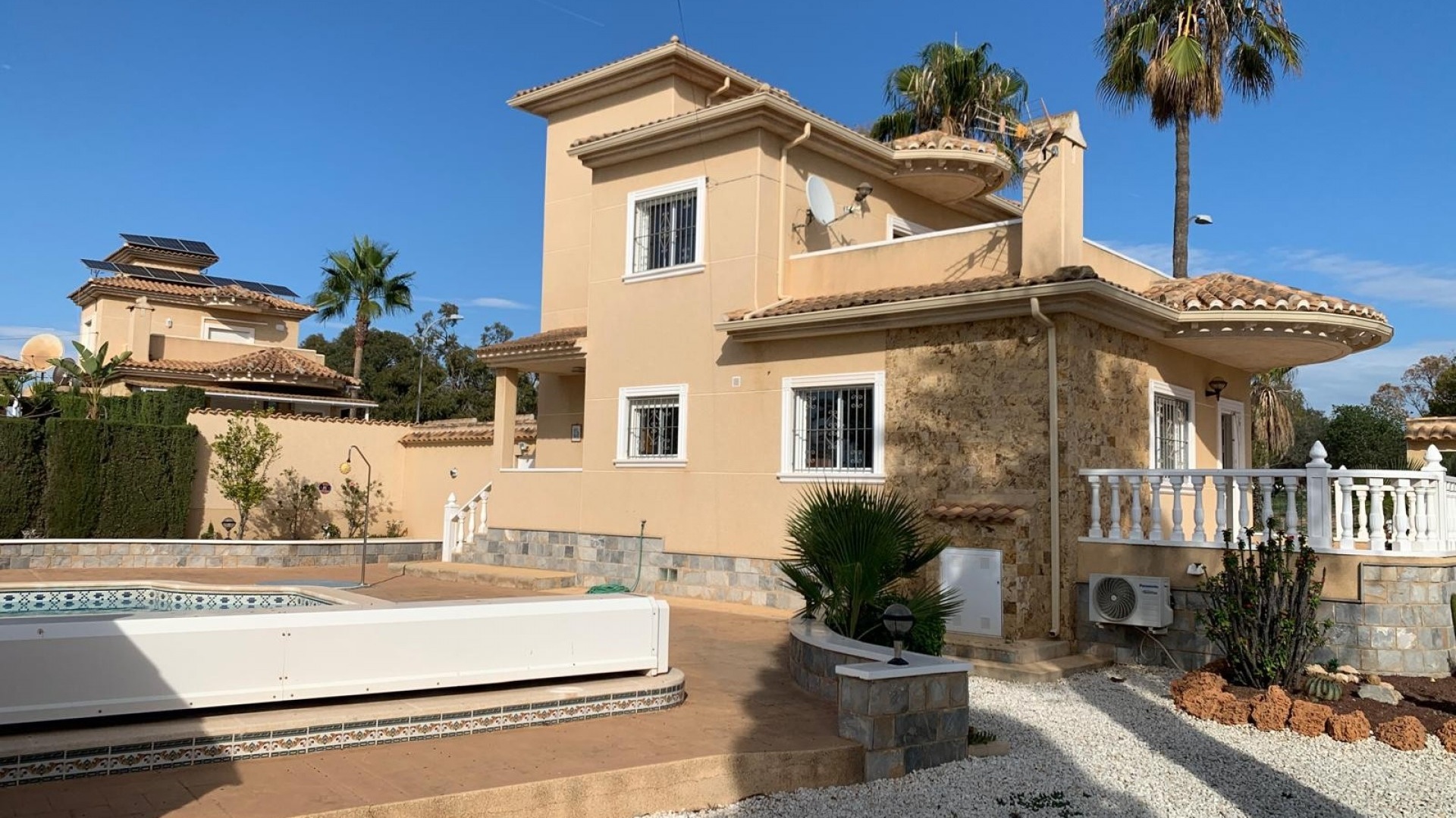 Revente - Villa - Torrevieja - La Siesta