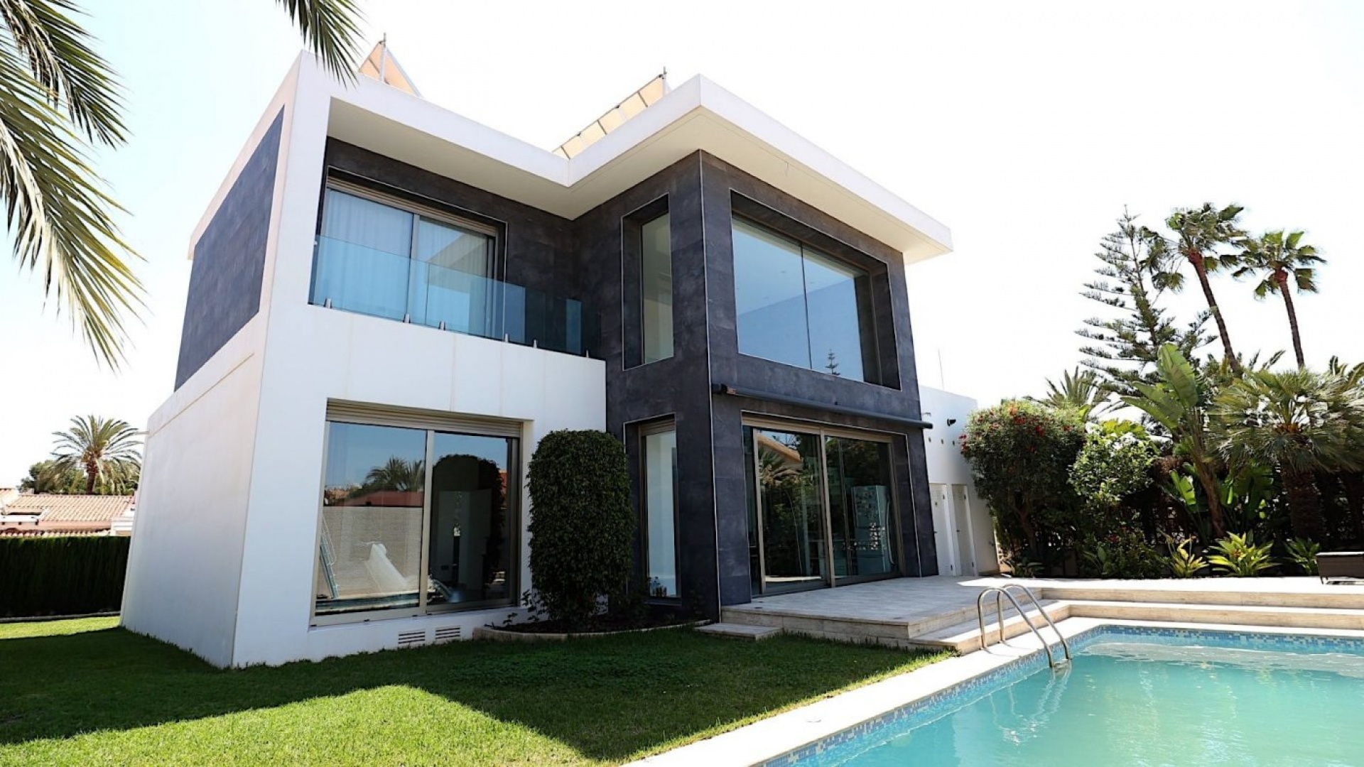 Revente - Villa - Torrevieja - Nueva Torrevieja
