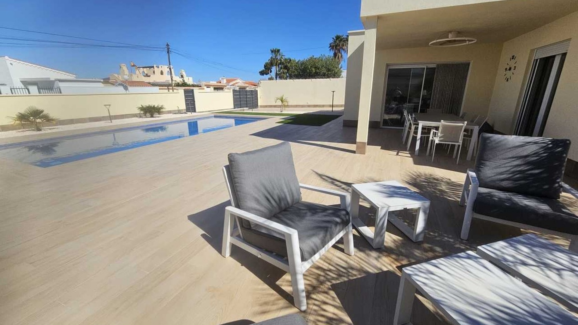 Revente - Villa - Torrevieja - Torrevieja Centro