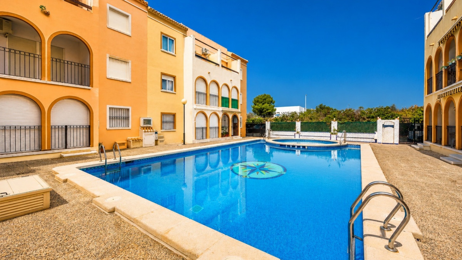 Revente - Villa - Torrevieja - Torrevieja Centro