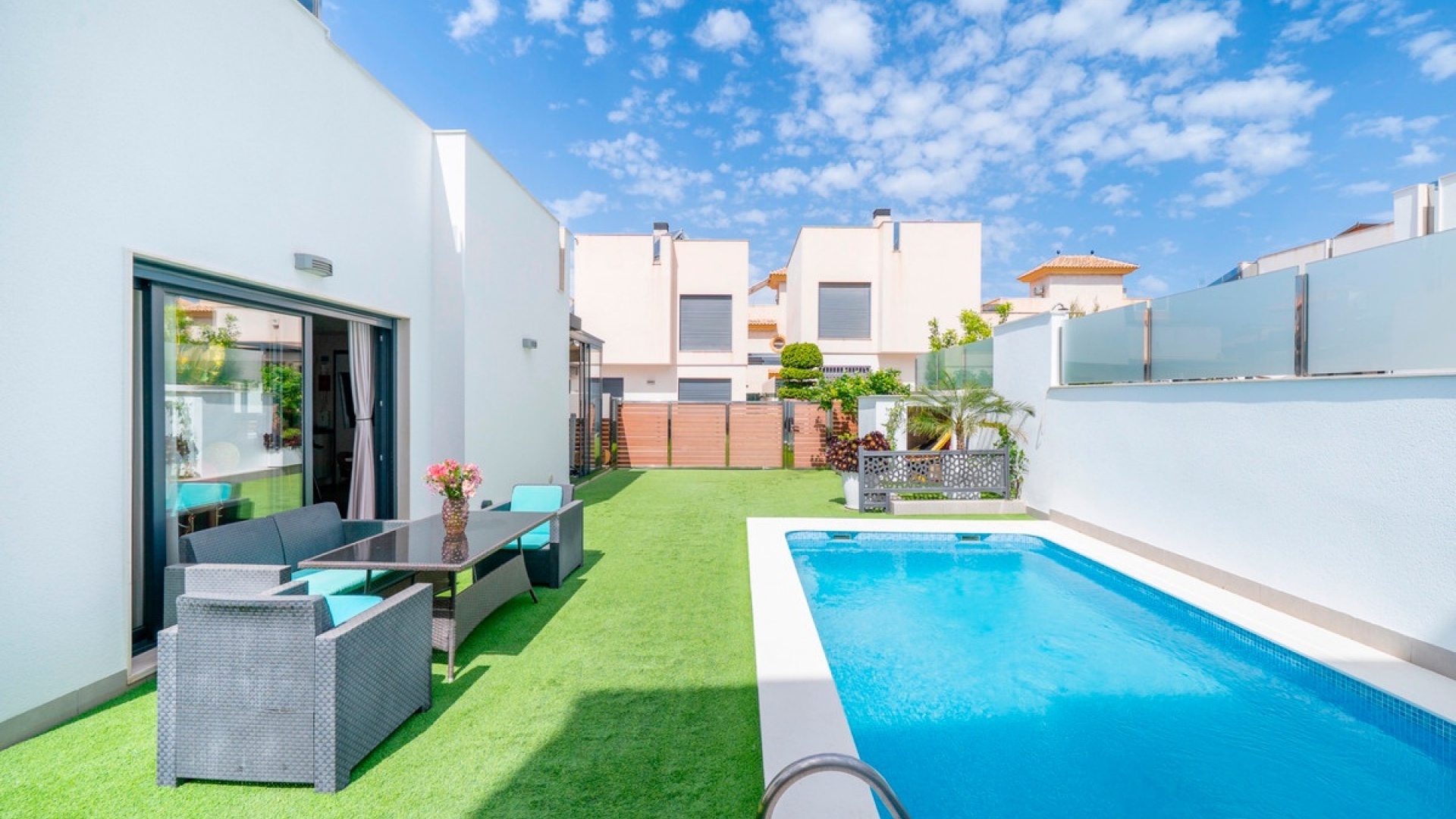 Revente - Villa - Torrevieja - Torrevieja Centro