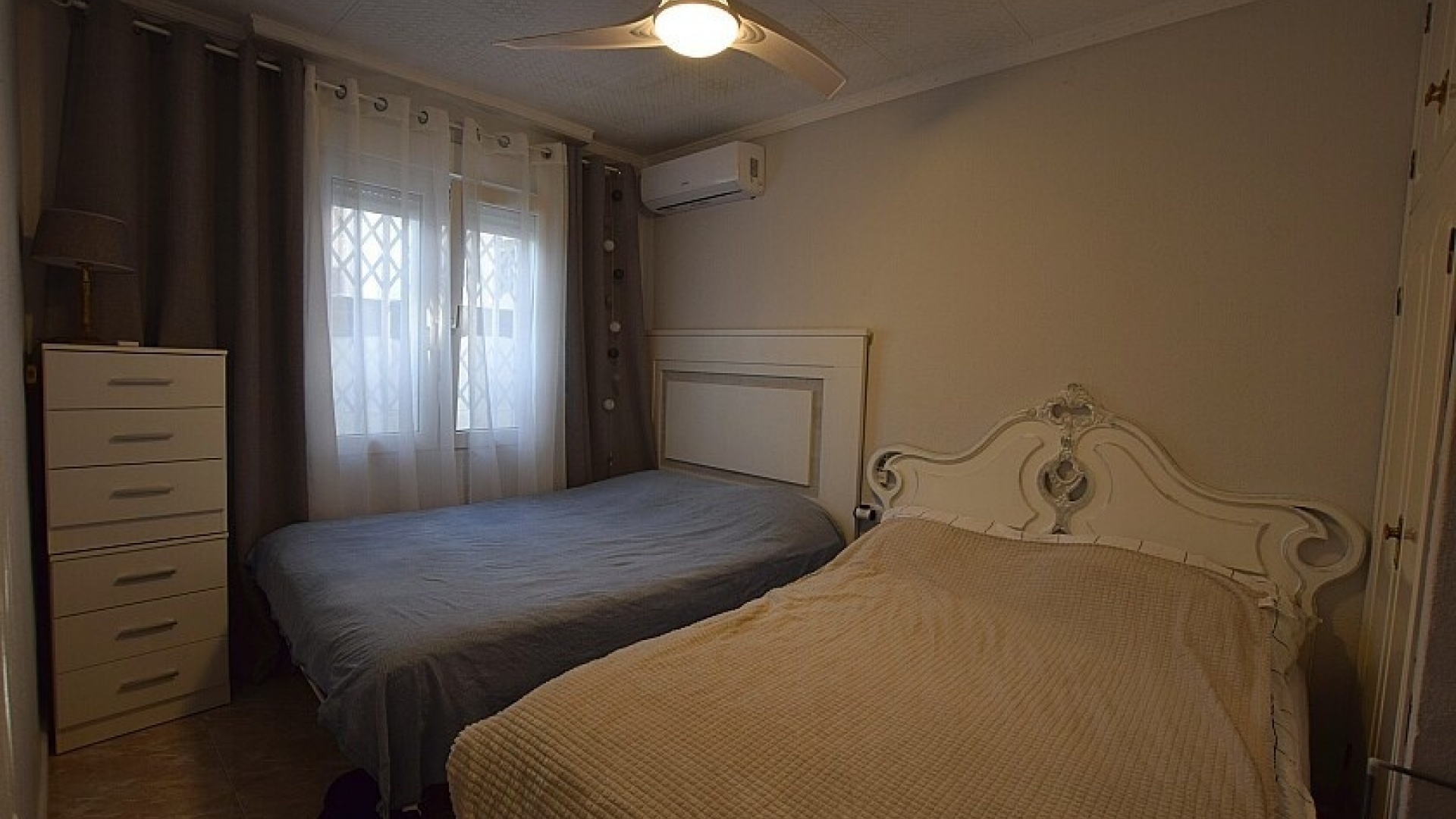Revente - Villa - Torrevieja - Torrevieja Centro