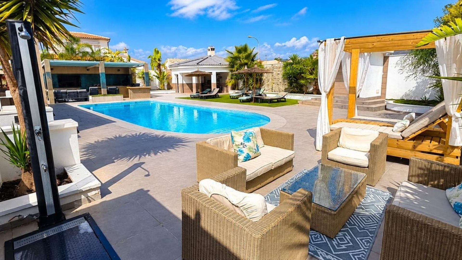 Revente - Villa - Torrevieja - Torrevieja Centro