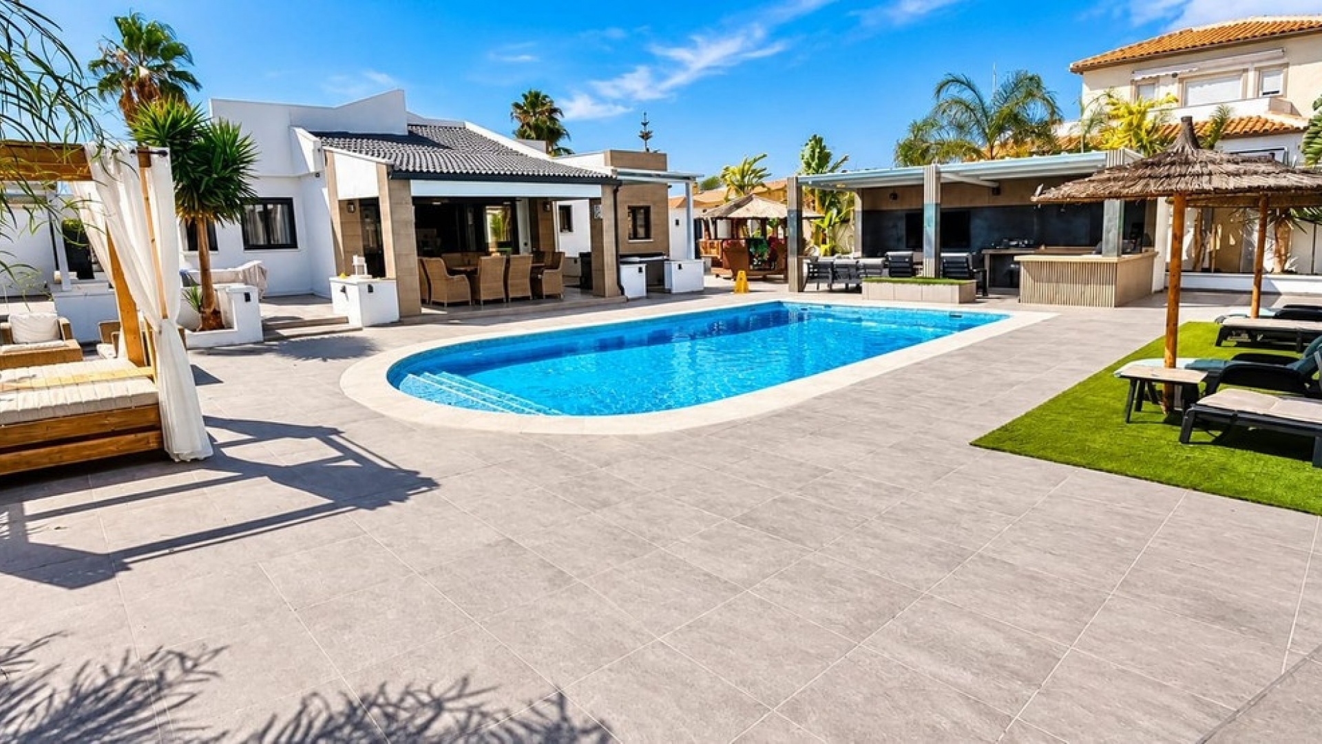 Revente - Villa - Torrevieja - Torrevieja Centro