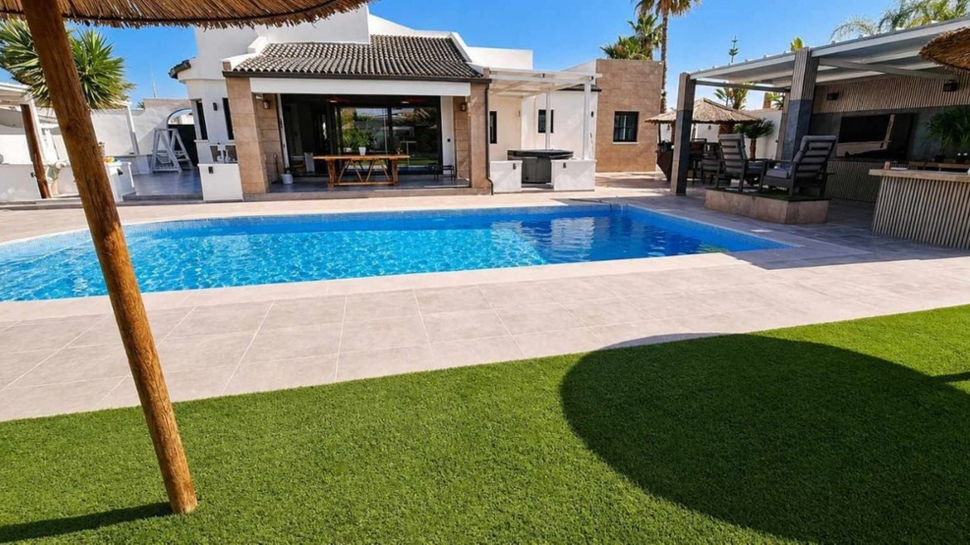 Revente - Villa - Torrevieja - Torrevieja Centro