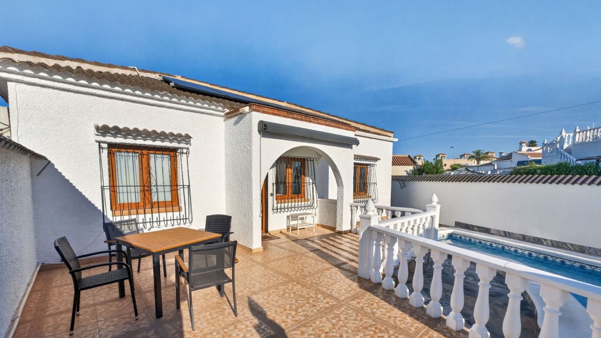 Revente - Villa - Torrevieja - Torrevieja Centro