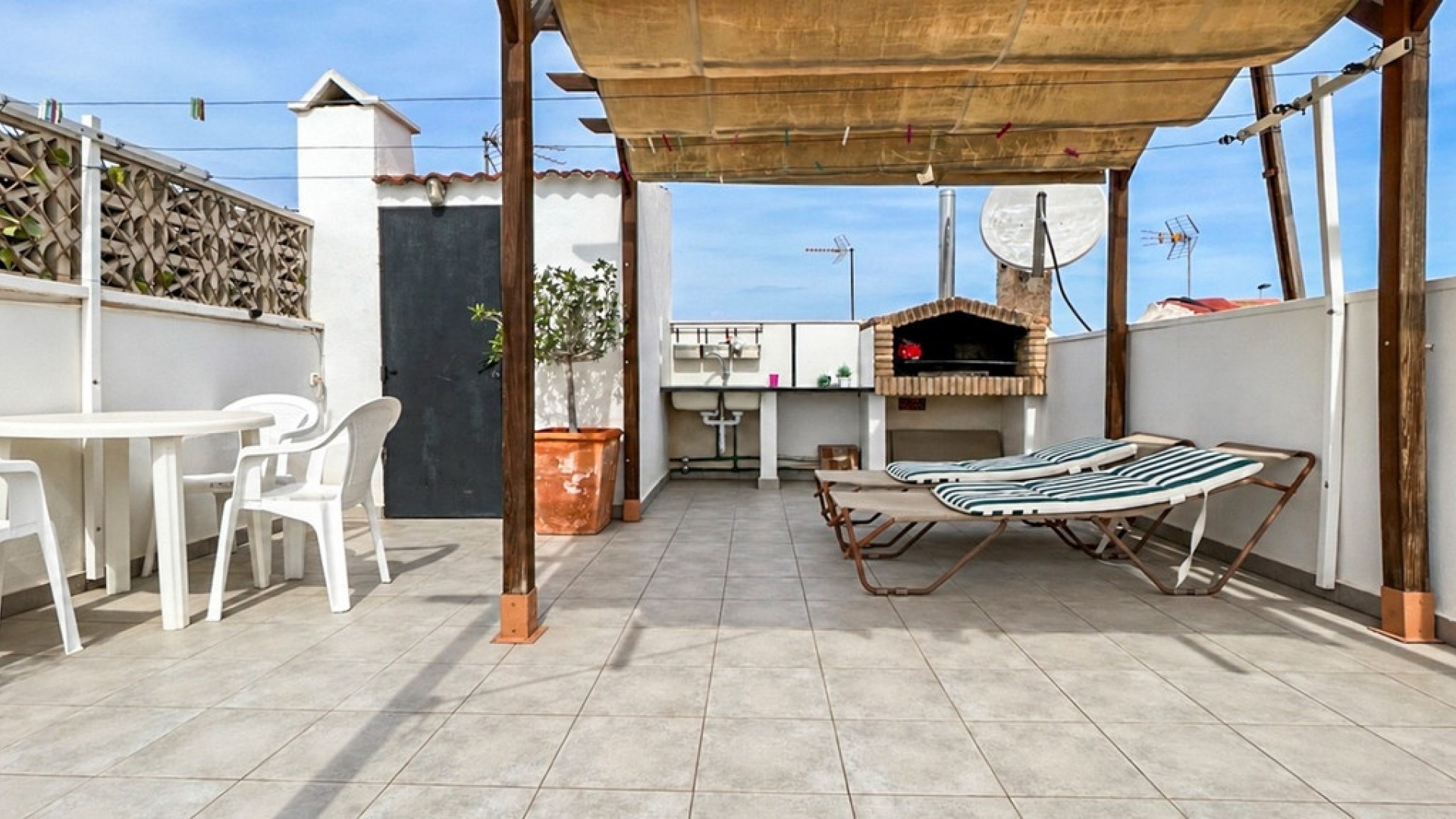 Revente - Villa - Torrevieja - Torrevieja Centro