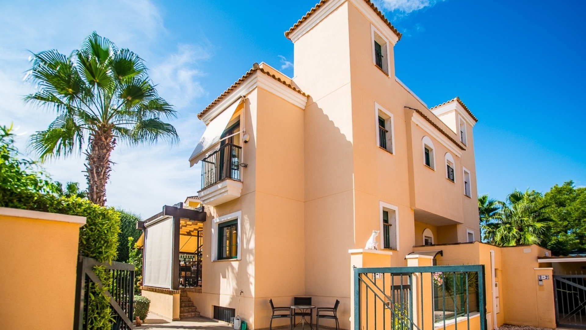 Revente - Villa - Torrevieja - Torrevieja Centro