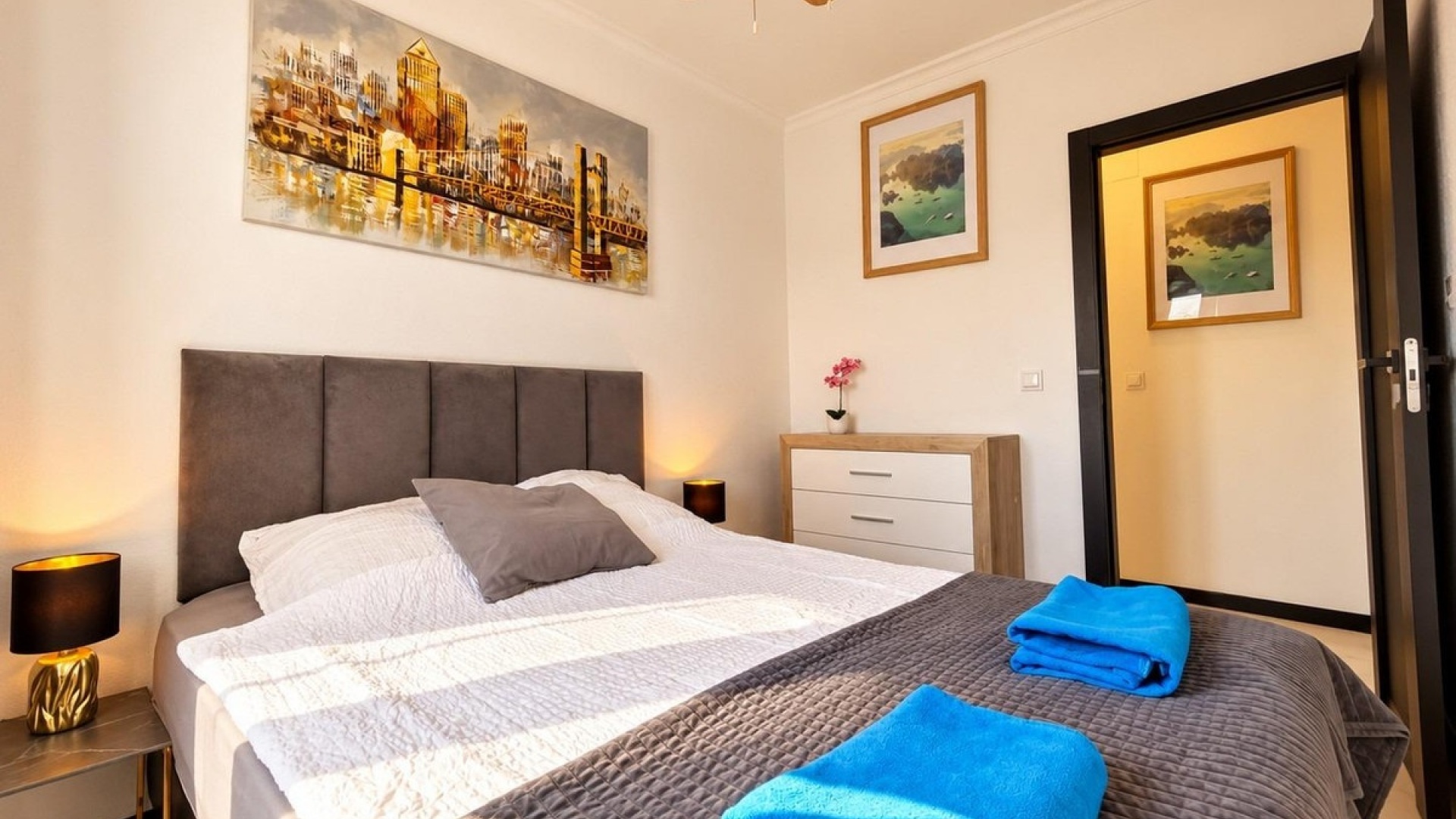 Revente - Villa - Torrevieja - Torrevieja Centro