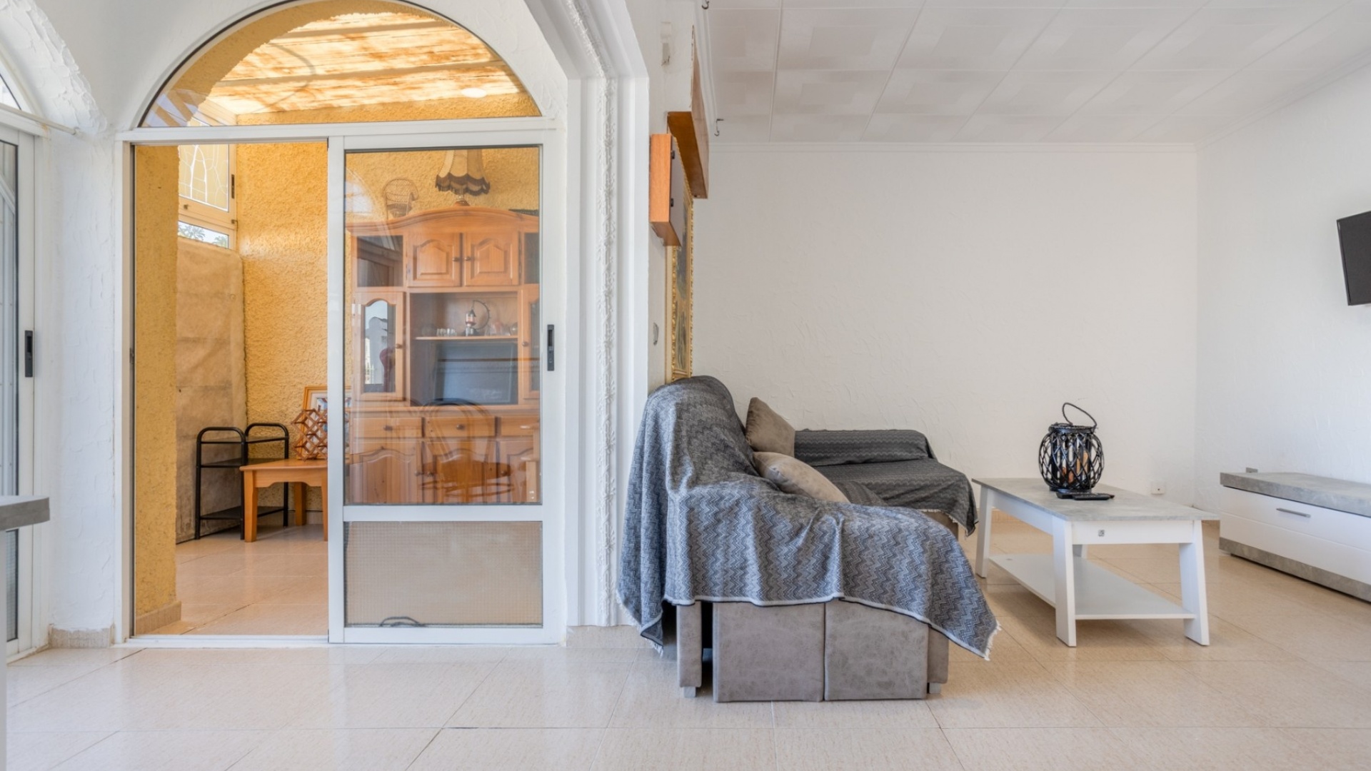 Revente - Villa - Torrevieja - Urbanización San Luis