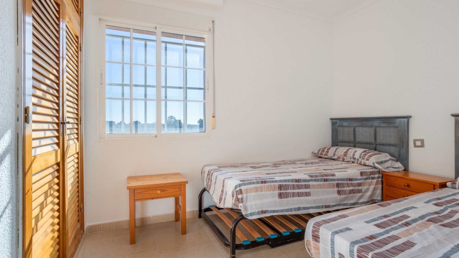 Revente - Villa - Torrevieja - Urbanización San Luis