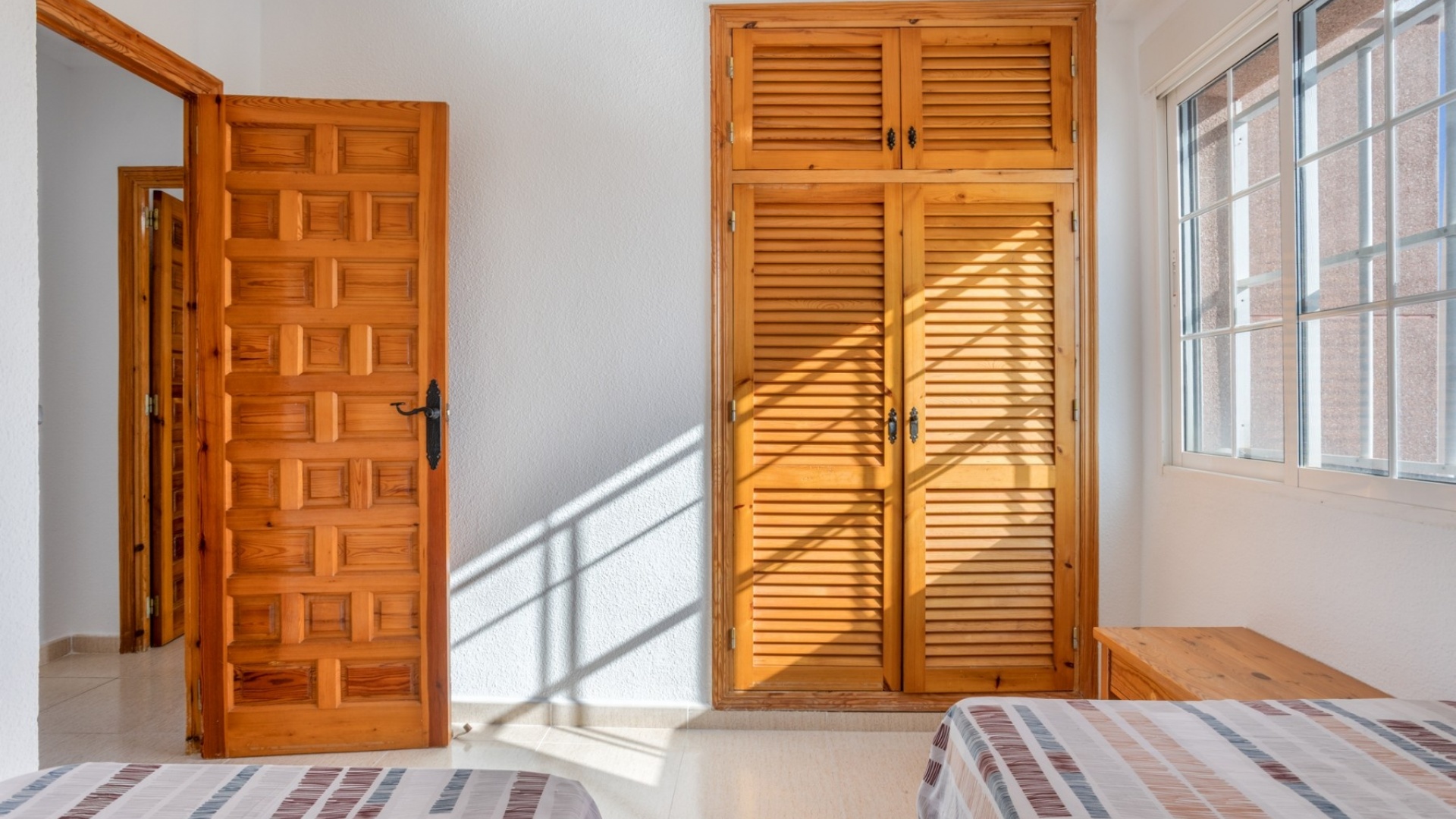 Revente - Villa - Torrevieja - Urbanización San Luis