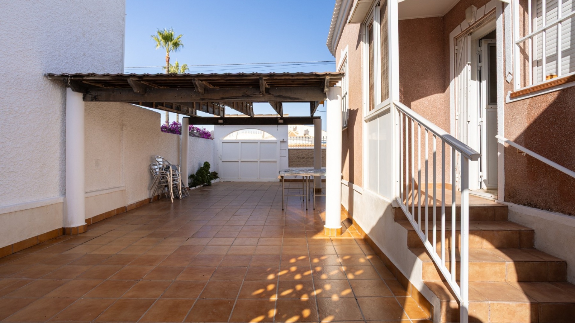 Revente - Villa - Torrevieja - Urbanización San Luis