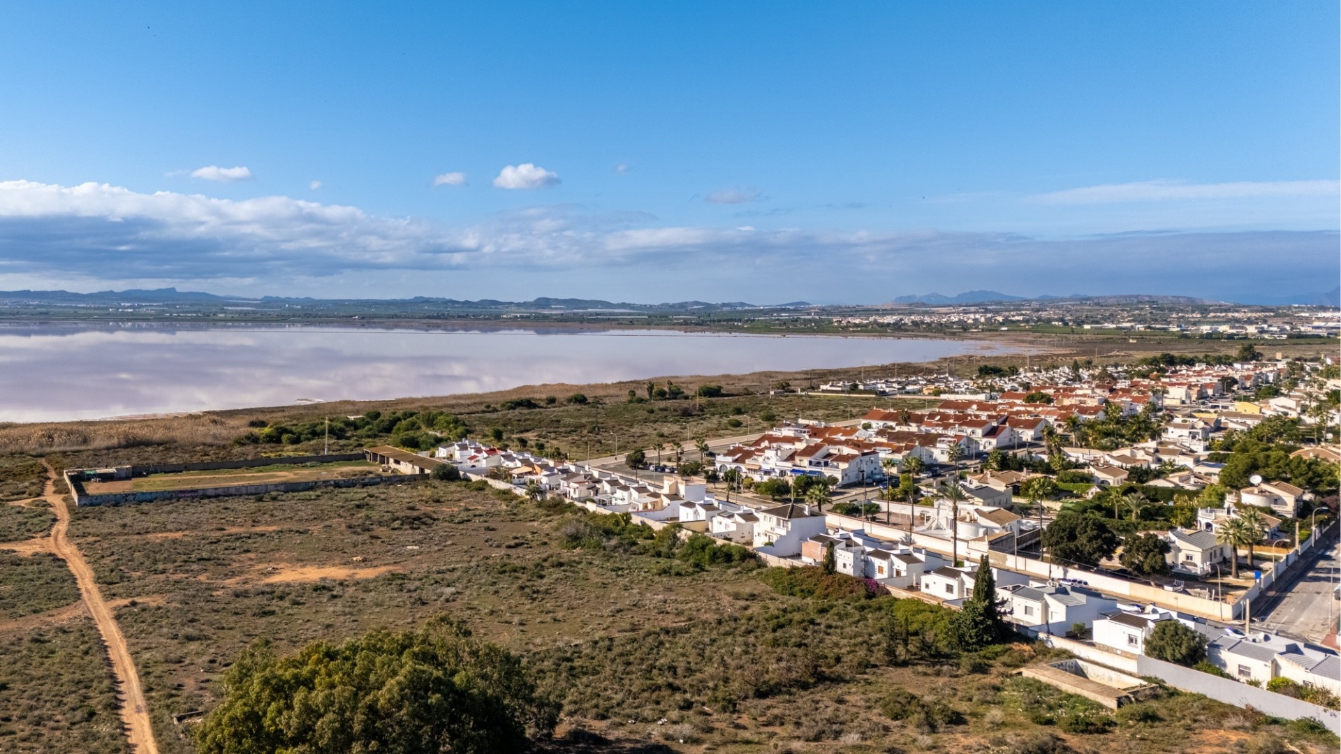 Revente - Villa - Torrevieja - Urbanización San Luis