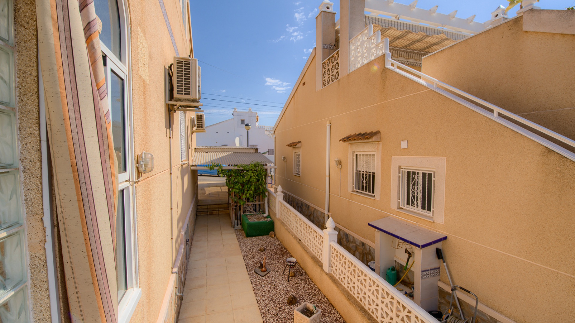 Revente - Villa - Villamartin - blue lagoon