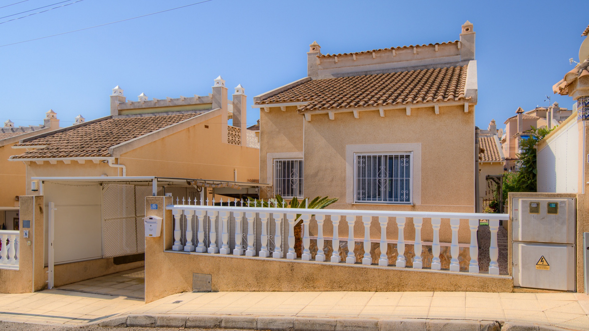 Revente - Villa - Villamartin - blue lagoon